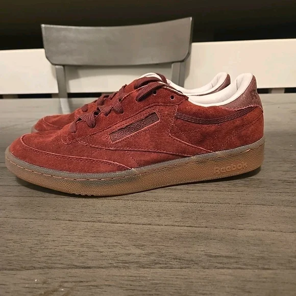 Reebok Men's Burgundy Suede Sneakers - Picture 4 of 5